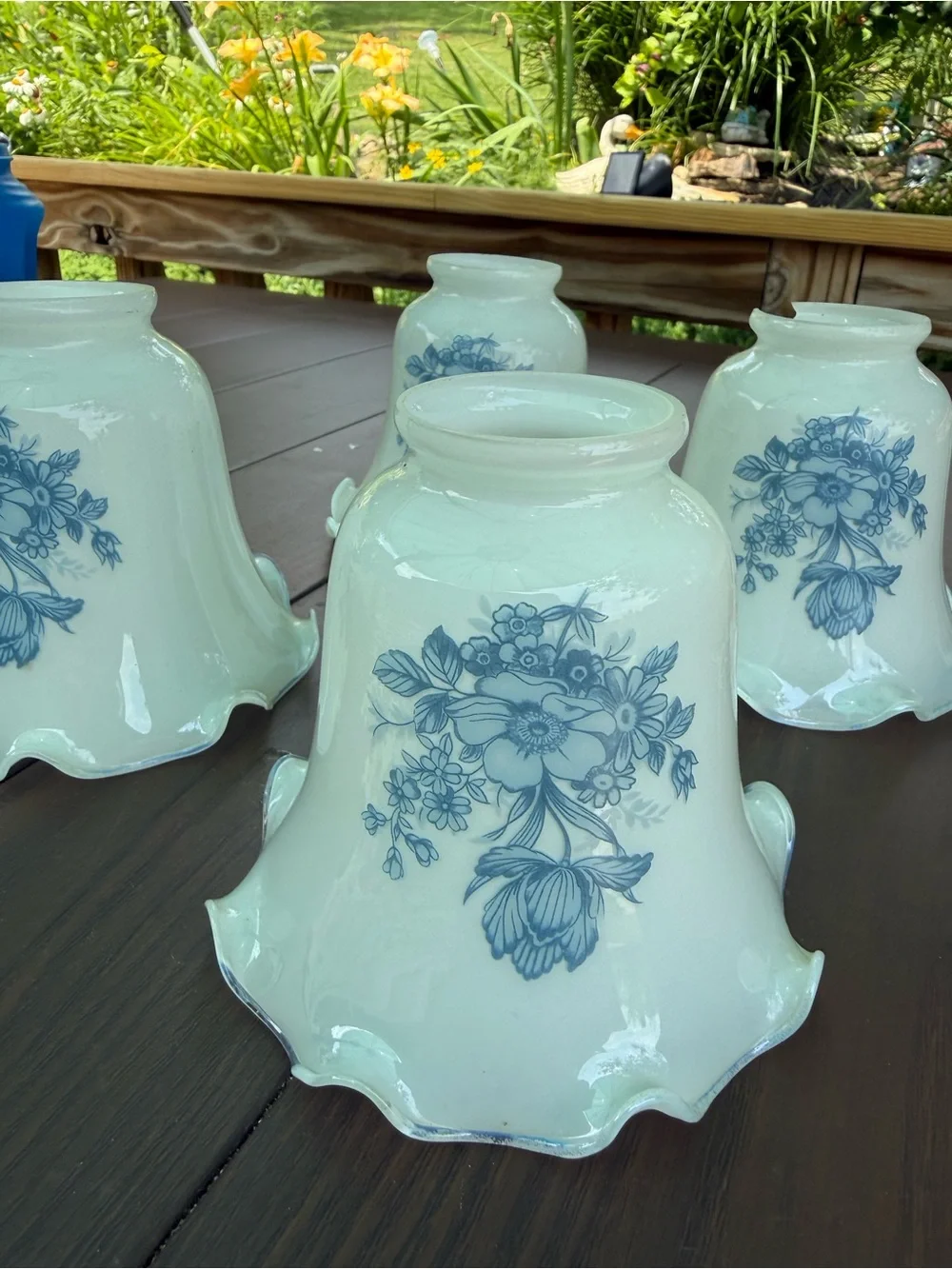 Blue & white Floral Glass Lamp Shades - Set of 4 vintage 1950 delft?
